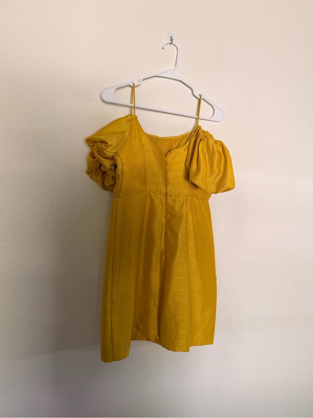 Let Me Be Slim Off-The-Shoulder‎ Puff-Sleeve Dress - Picture 8 of 8